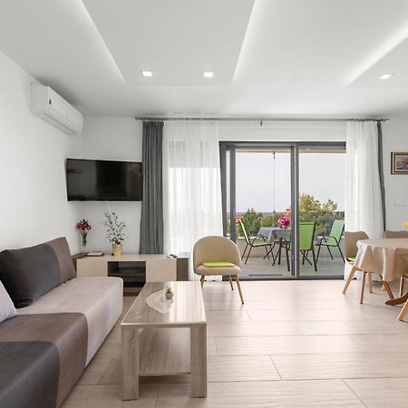 Apart Residence Blue Sea Пореч Екстериор снимка
