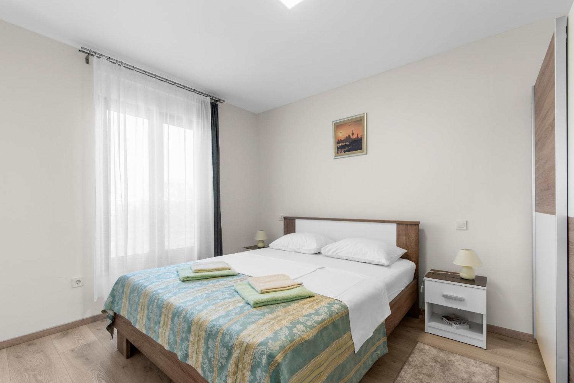 Apart Residence Blue Sea Пореч Стая снимка